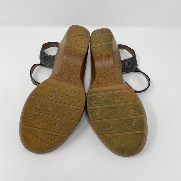 Dankso Joanie Sandals Pewter Burnished Metallic Leather - Picture 9 of 9